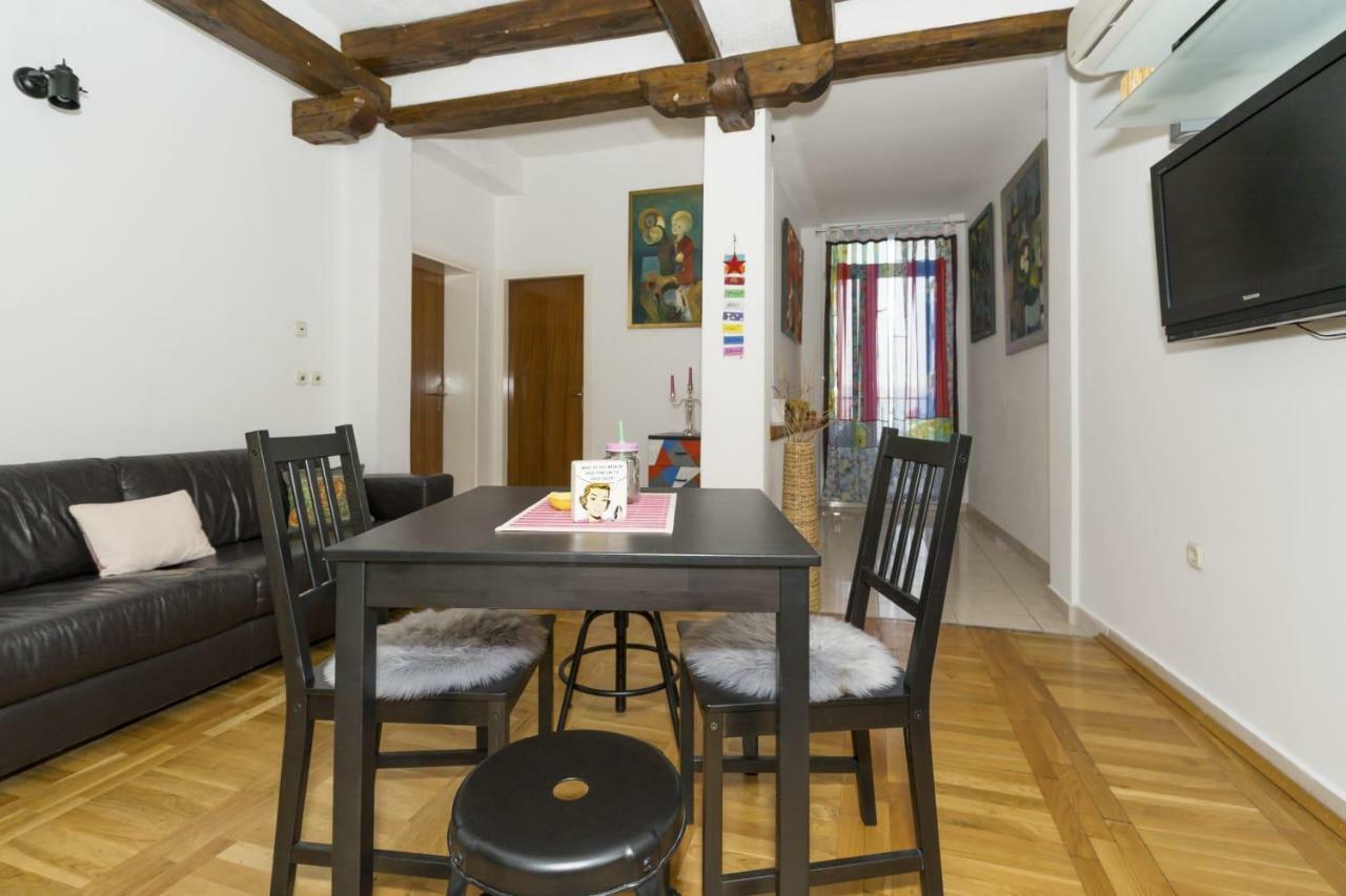 Little Place Near Sea Apartman Jesenice (Split-Dalmatia) Exterior photo